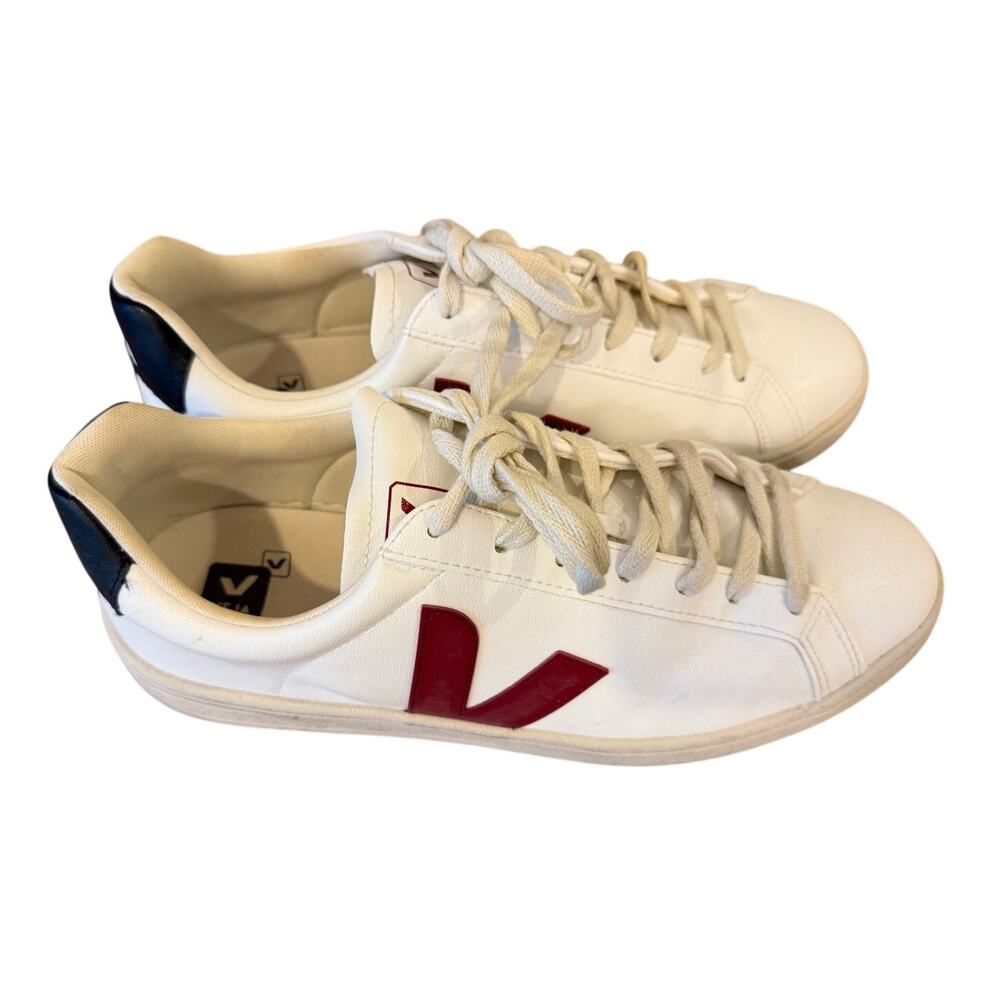 VEJA Navy Blue Red Mens Sneakers Tennis Shoes size 11.5
